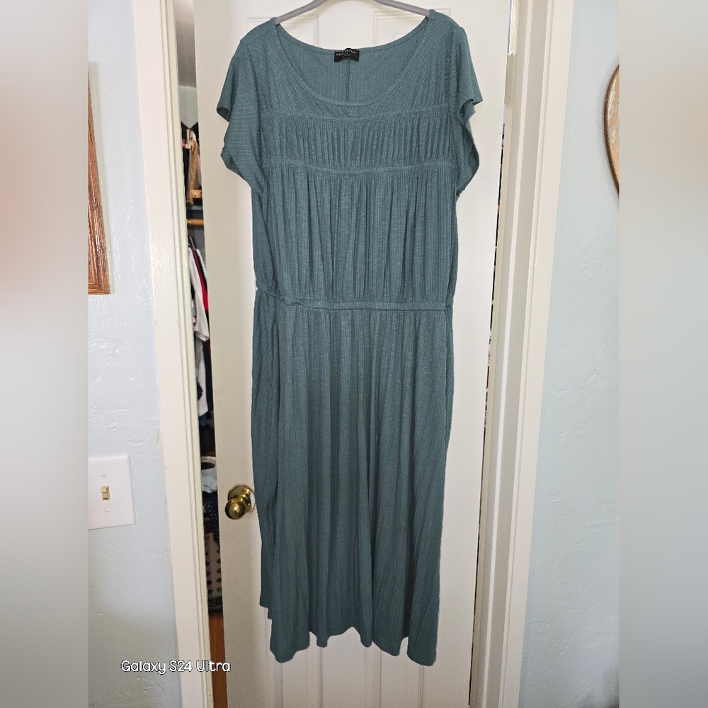 Elegant Green Dress